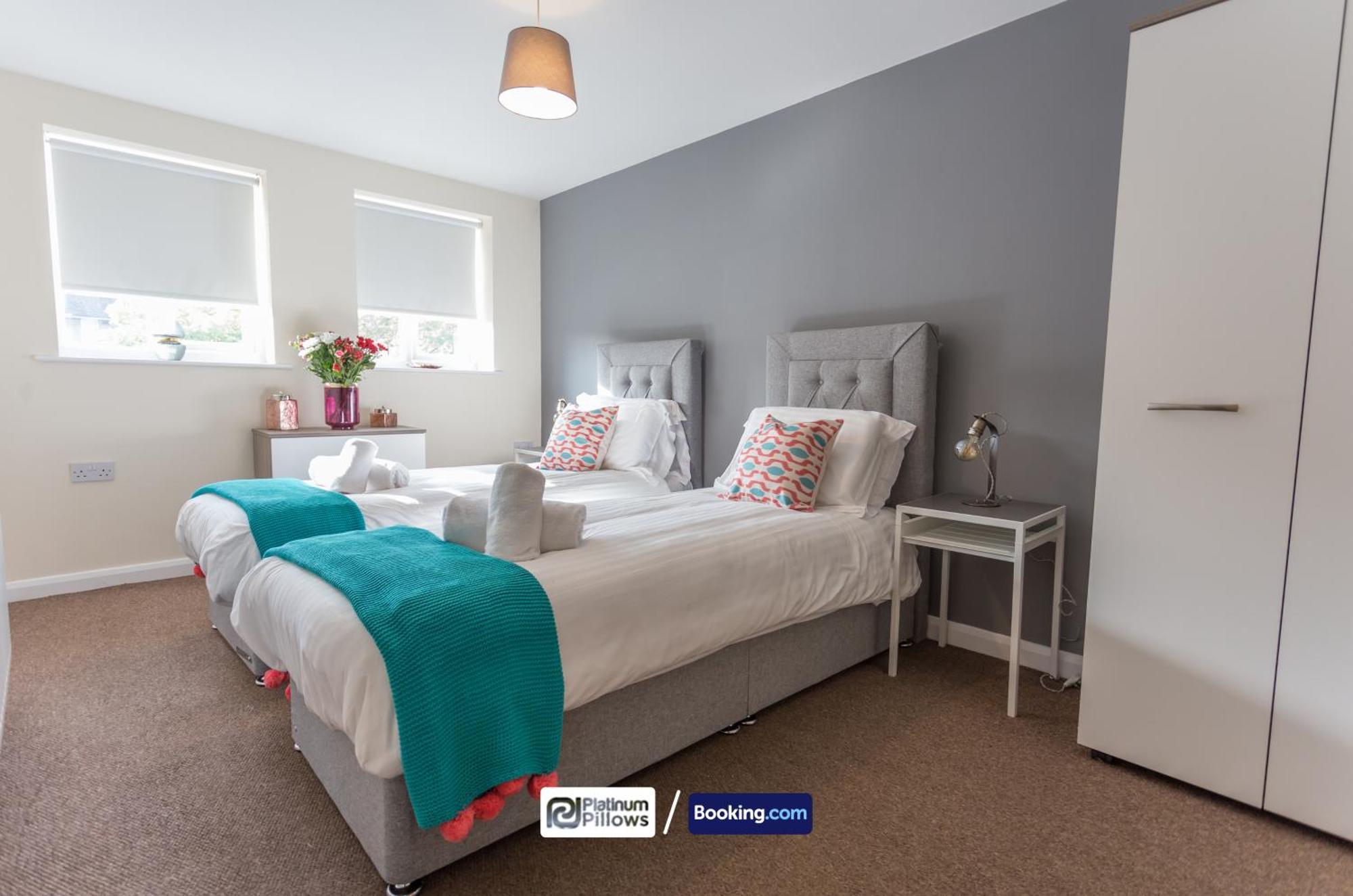 Modern Oxford 2 Bedroom Apartments, Families & Contractor Accommodation, Near John Radcliffe Hospital Buitenkant foto