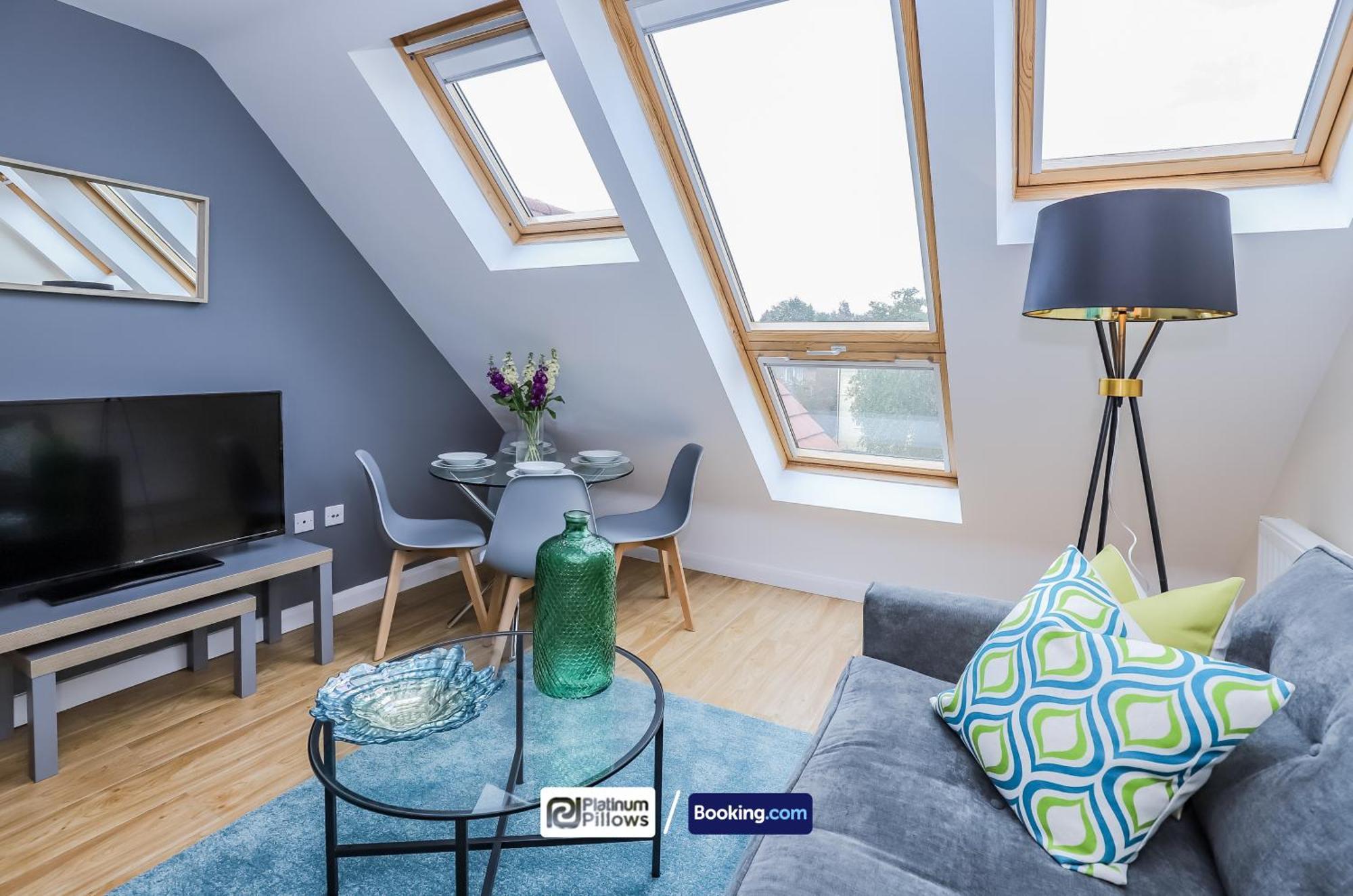 Modern Oxford 2 Bedroom Apartments, Families & Contractor Accommodation, Near John Radcliffe Hospital Buitenkant foto