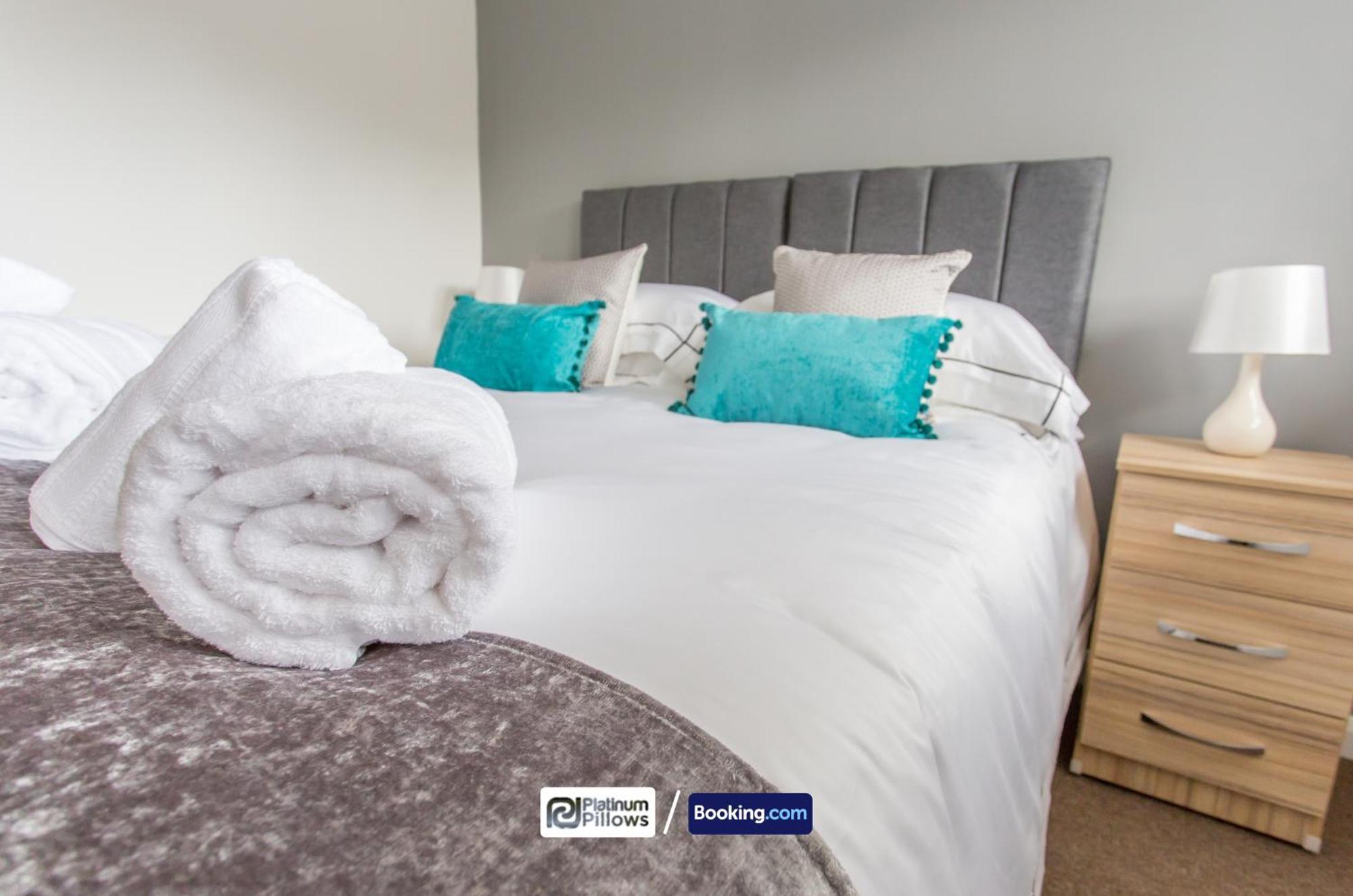 Modern Oxford 2 Bedroom Apartments, Families & Contractor Accommodation, Near John Radcliffe Hospital Buitenkant foto