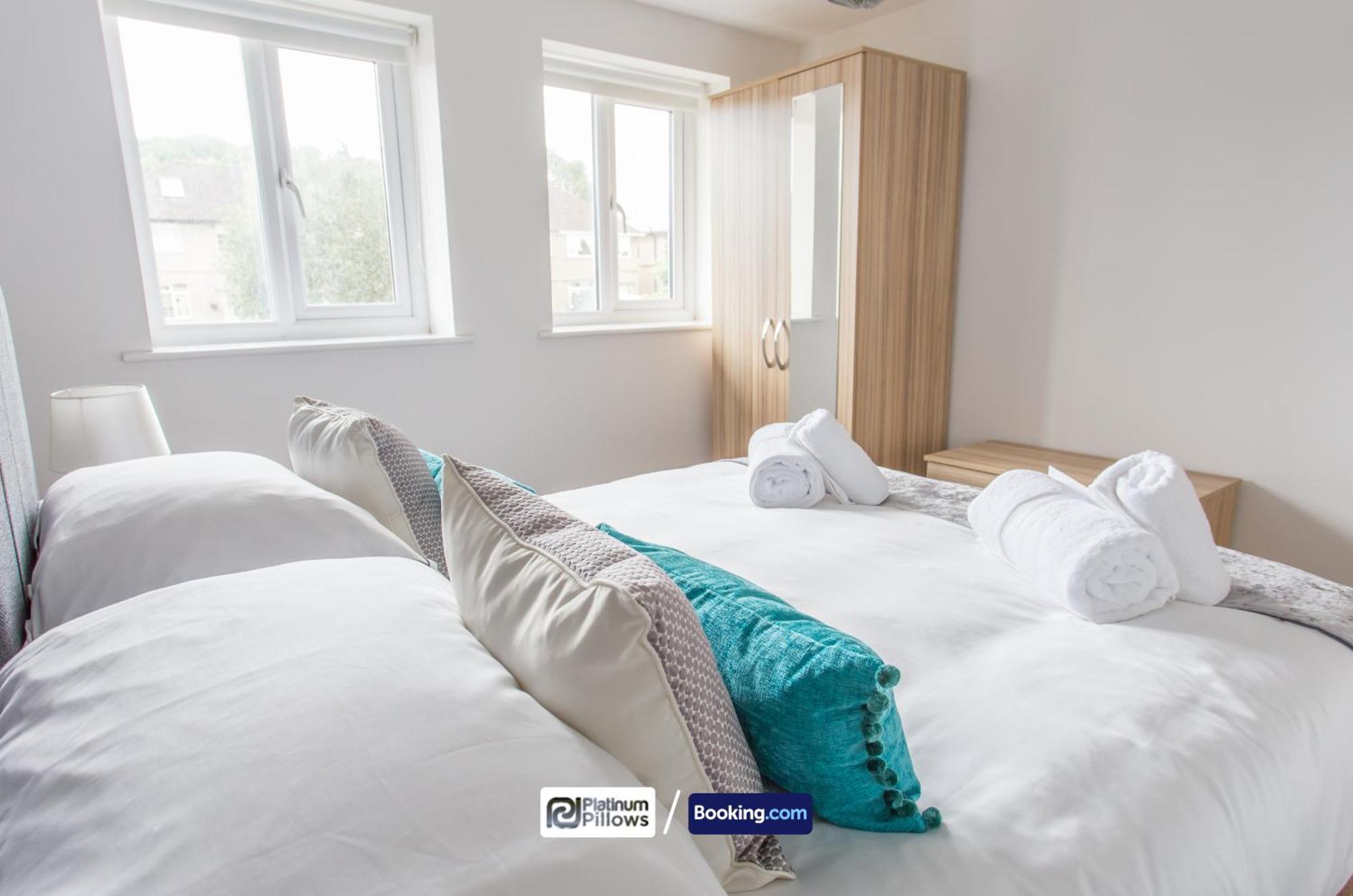 Modern Oxford 2 Bedroom Apartments, Families & Contractor Accommodation, Near John Radcliffe Hospital Buitenkant foto