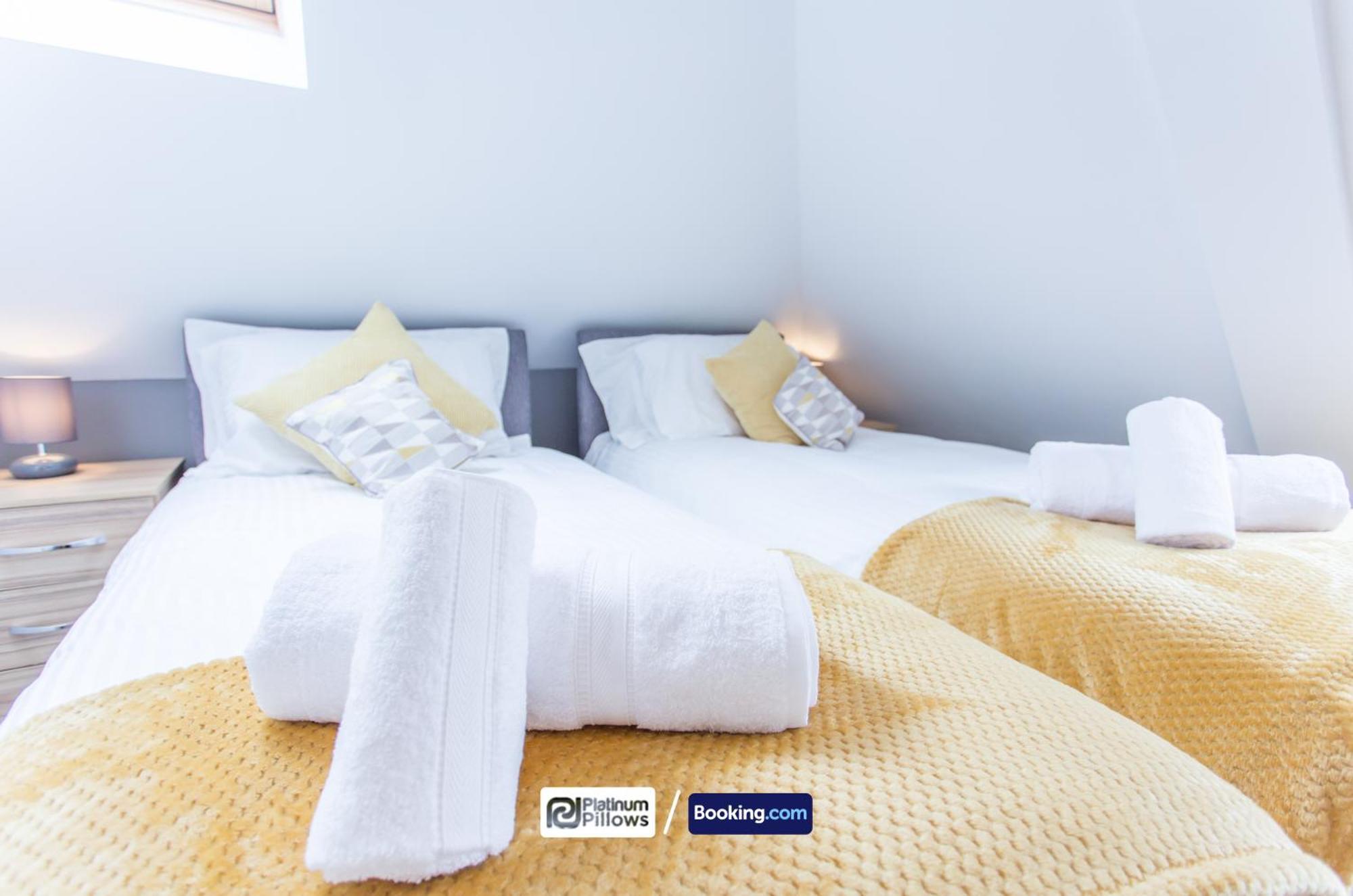 Modern Oxford 2 Bedroom Apartments, Families & Contractor Accommodation, Near John Radcliffe Hospital Buitenkant foto